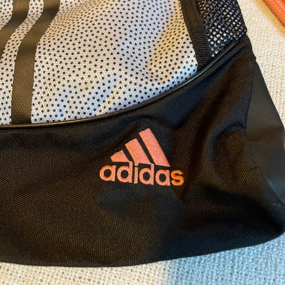 Adidas Drawstring Bag - Picture 2 of 7